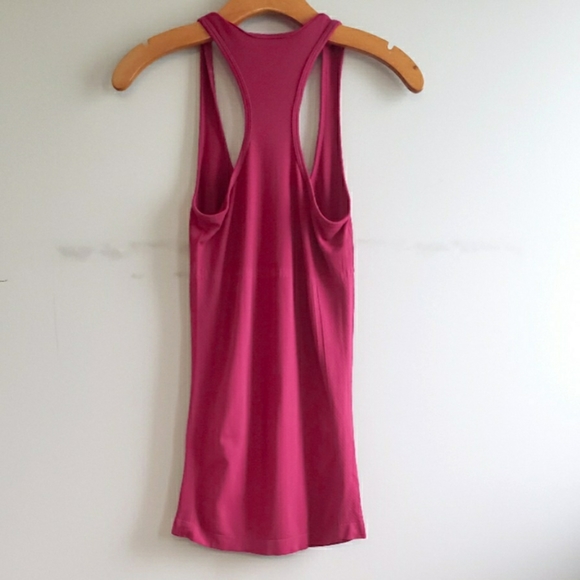 Fabletics Seamless Tank - Picture 6 of 9